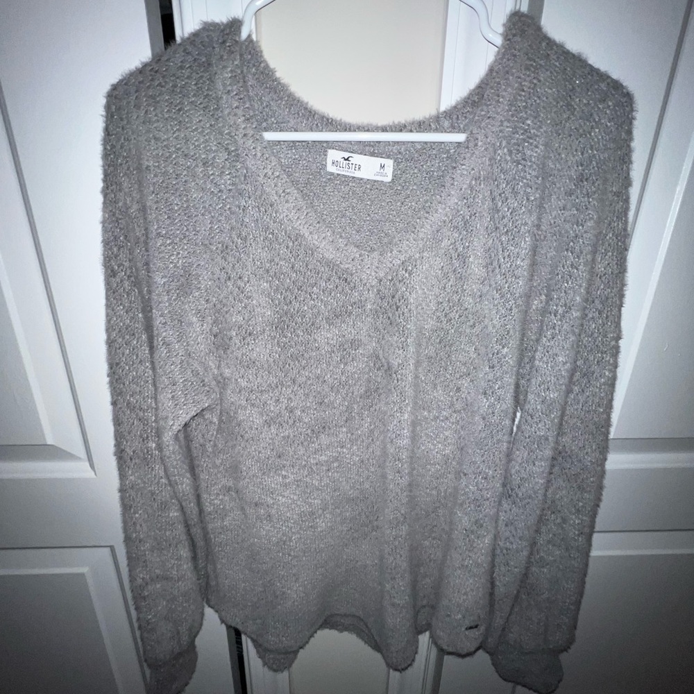 Grey knit v neck sweater